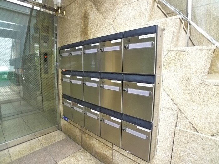 物件外観写真4　(建物設備)