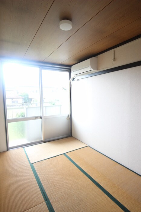 物件内観写真7　(居室)