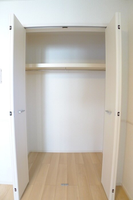 物件内観写真11　(収納)