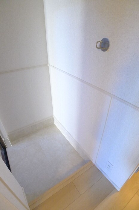 物件内観写真21　(玄関)
