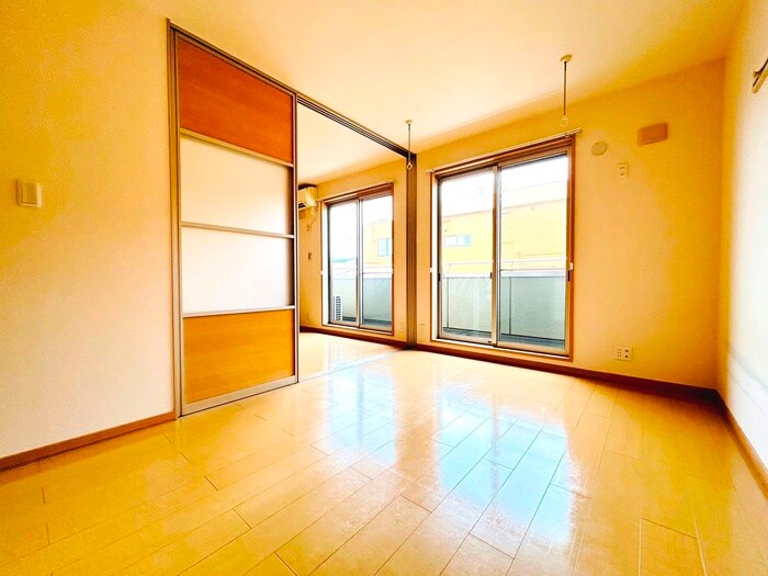 物件内観写真8　(居室)