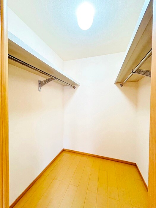 物件内観写真15　(収納)