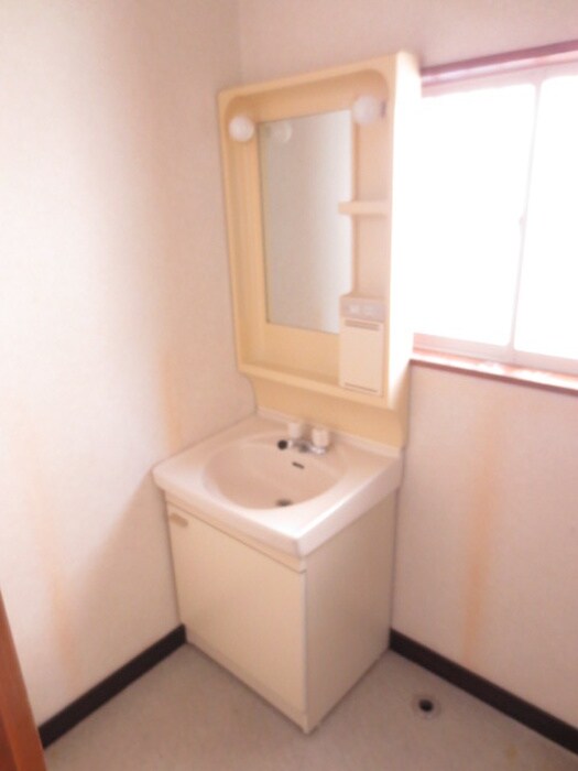 物件内観写真15　(洗面)