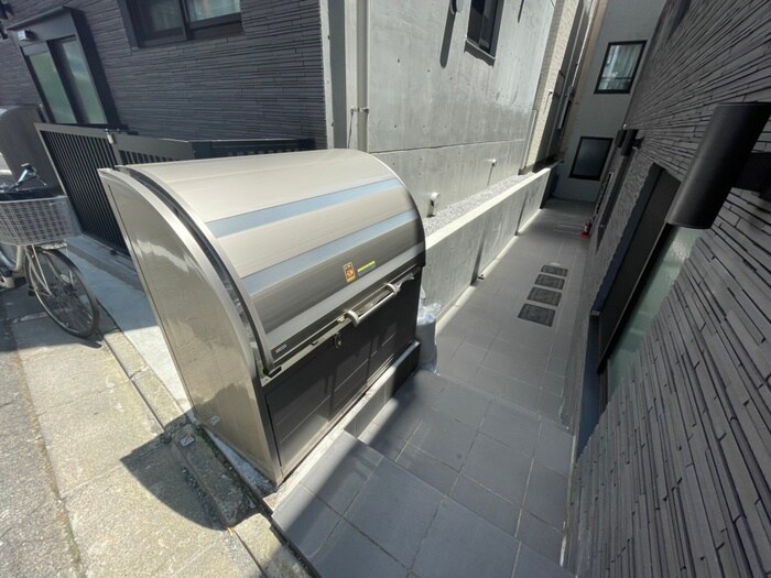 物件外観写真4　(建物設備)