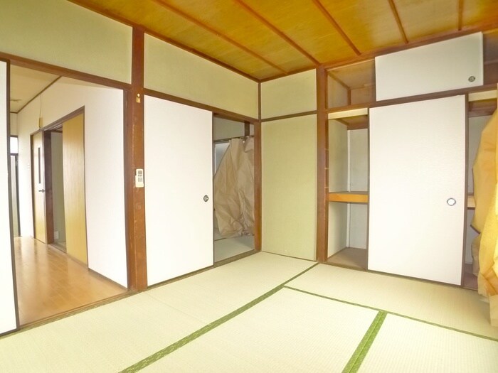 物件内観写真8　(居室)