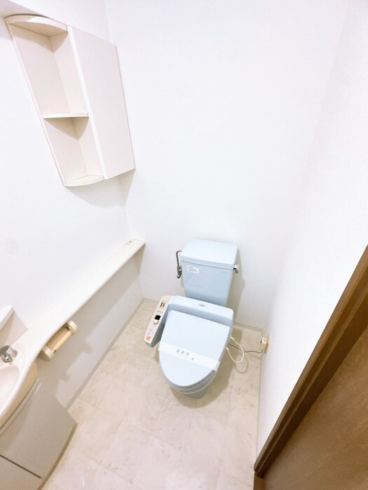 物件内観写真12　(トイレ)