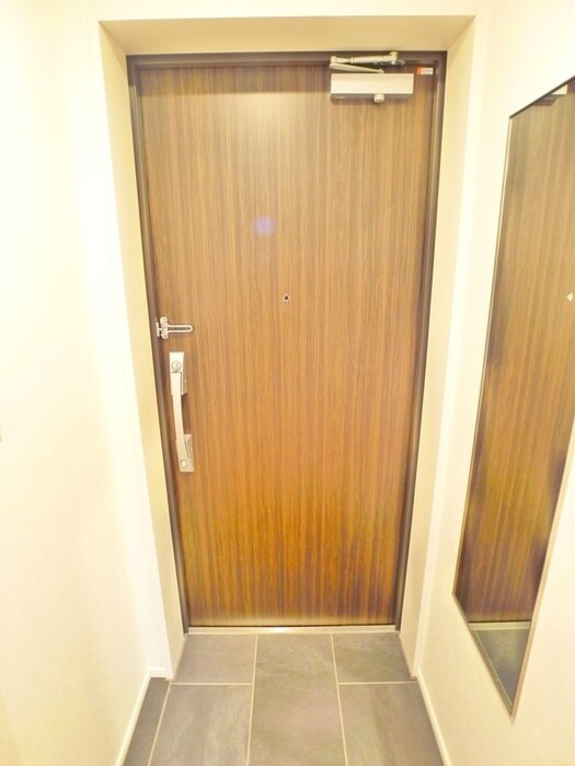 物件内観写真22　(玄関)