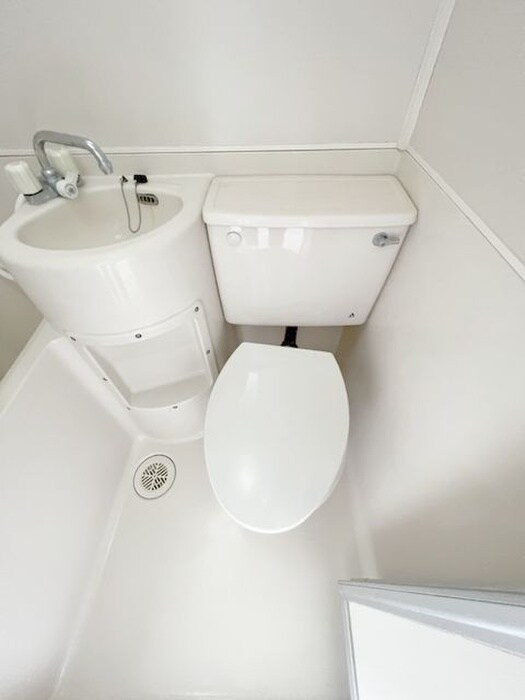 物件内観写真12　(トイレ)