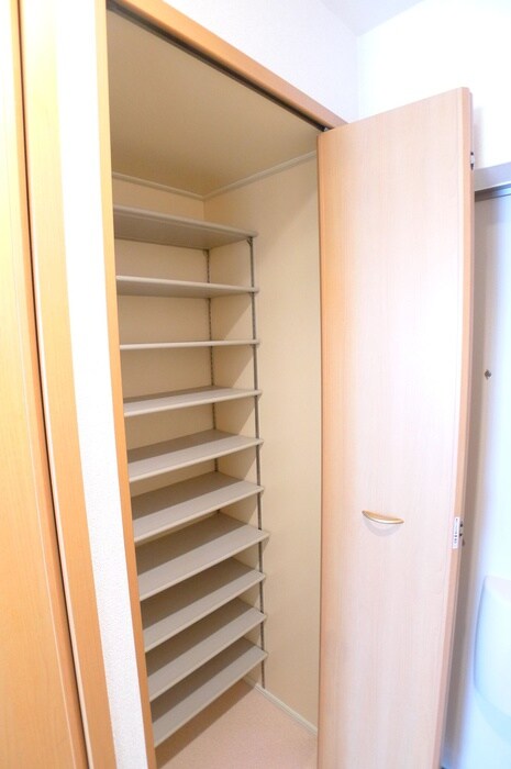 物件内観写真20　(靴箱)