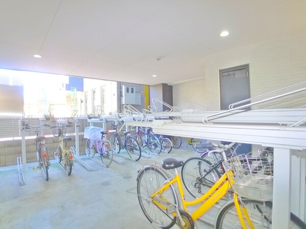 駐輪場