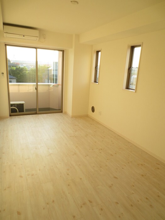 物件内観写真13　(居室)