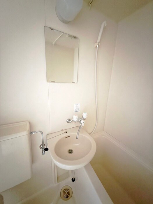 物件内観写真12　(洗面)