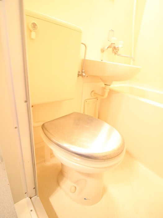 物件内観写真12　(トイレ)