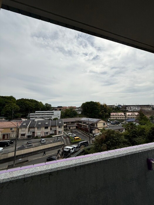 物件内観写真20　(室内からの展望)