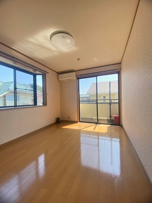 物件内観写真8　(居室)