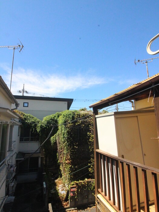 物件内観写真18　(室内からの展望)