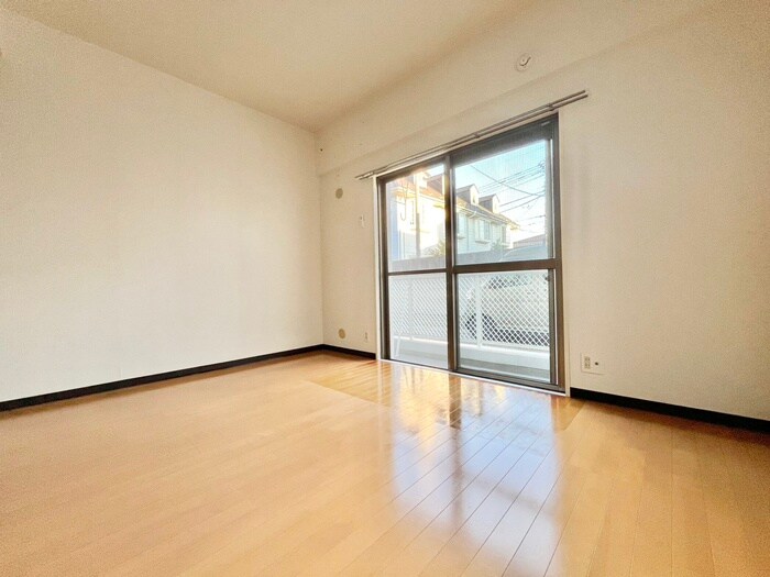 物件内観写真9　(居室)