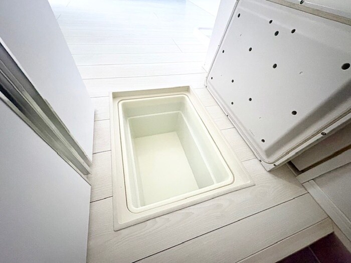 物件内観写真12　(収納)