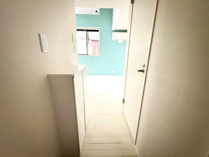 物件内観写真14　(廊下)