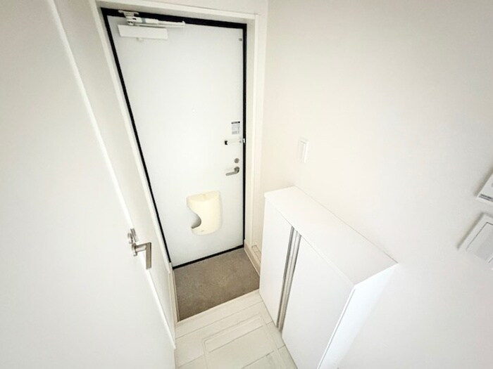 物件内観写真15　(玄関)