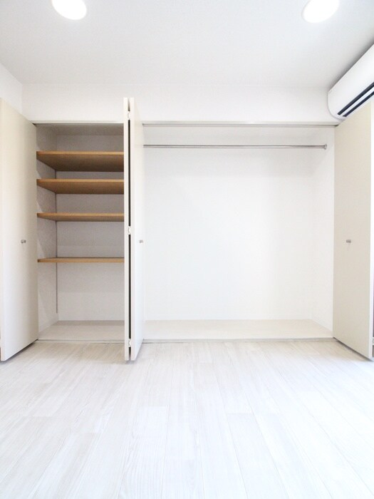 物件内観写真20　(収納)