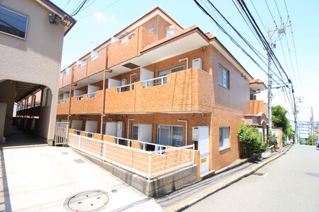 ﾎ-ﾕ-ｺﾝﾌｫﾙﾄ白楽Ｂ棟（２０６）外観写真