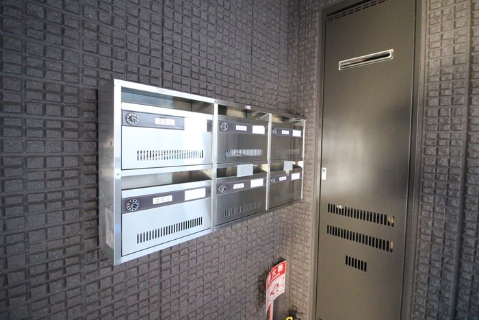 物件外観写真6　(建物設備)