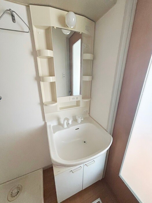 物件内観写真12　(洗面)