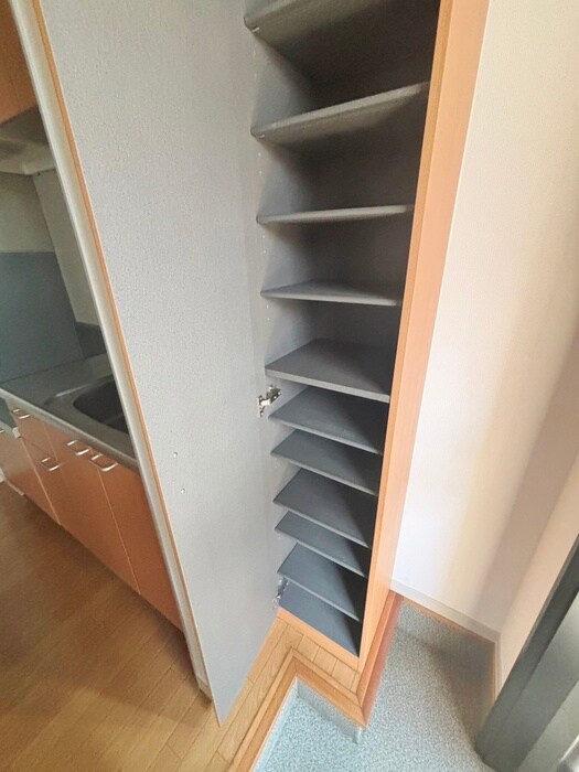 物件内観写真16　(靴箱)