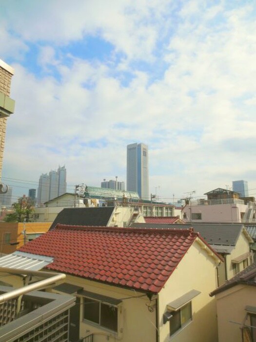 物件内観写真16　(室内からの展望)