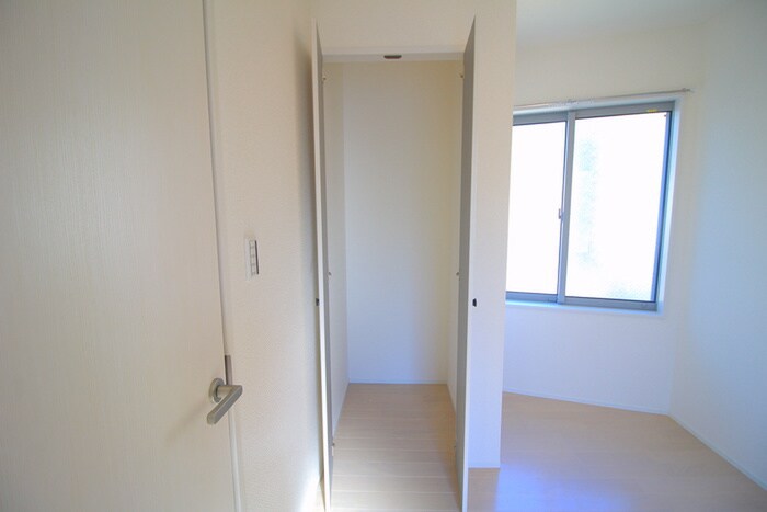 物件内観写真9　(収納)