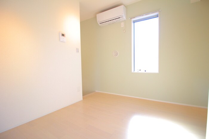 物件内観写真18　(廊下)