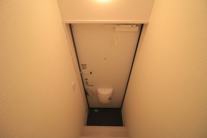 物件内観写真22　(玄関)