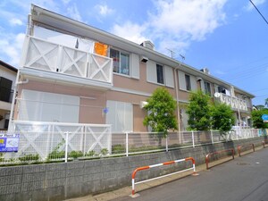 メゾン・オークス外観写真