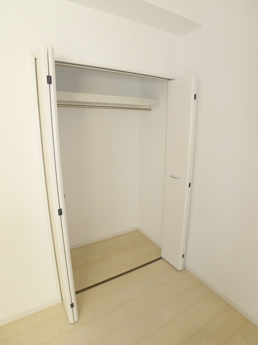 物件内観写真14　(収納)