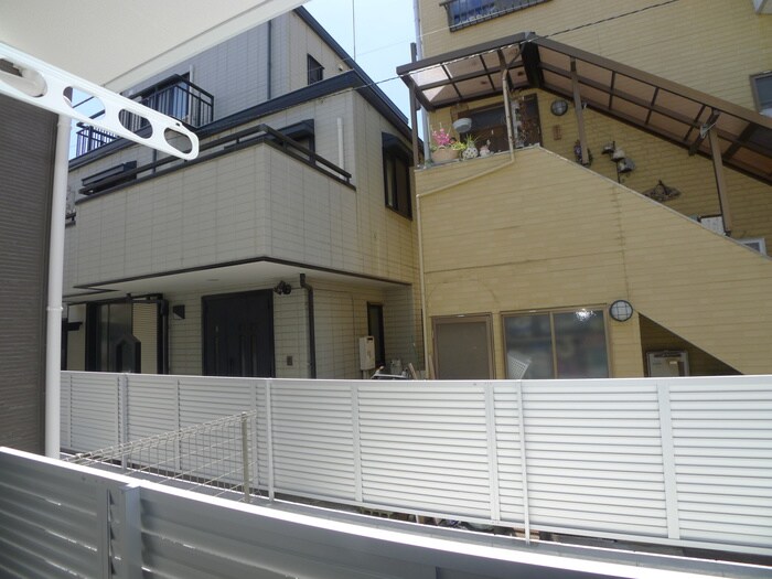 物件内観写真22　(室内からの展望)