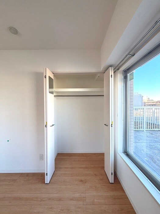 物件内観写真10　(収納)