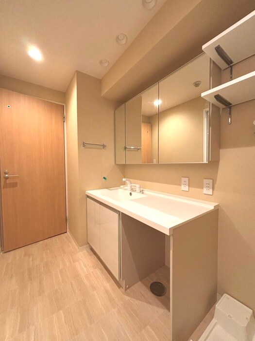 物件内観写真13　(洗面)