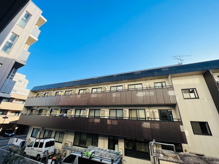 物件内観写真16　(室内からの展望)