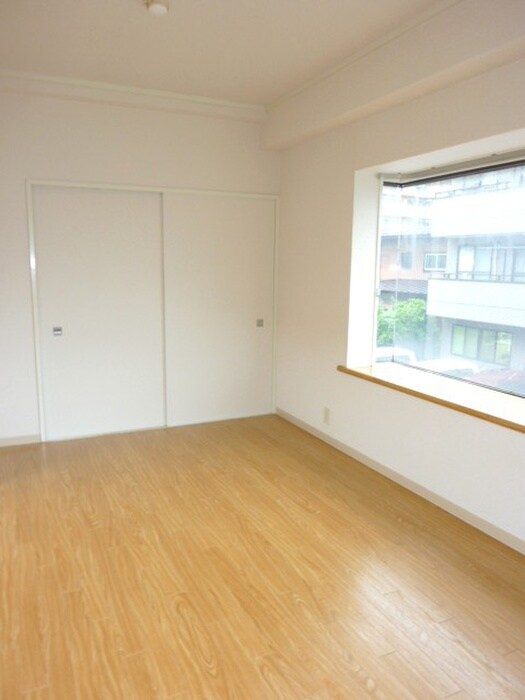 物件内観写真6　(居室)