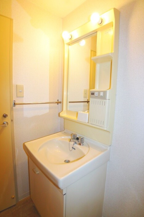 物件内観写真9　(洗面)