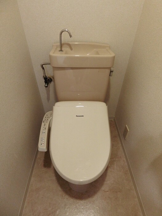 物件内観写真11　(トイレ)