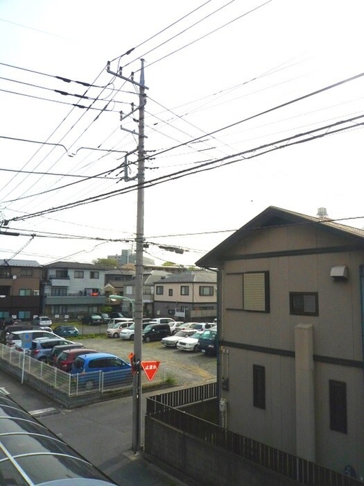 物件内観写真16　(室内からの展望)