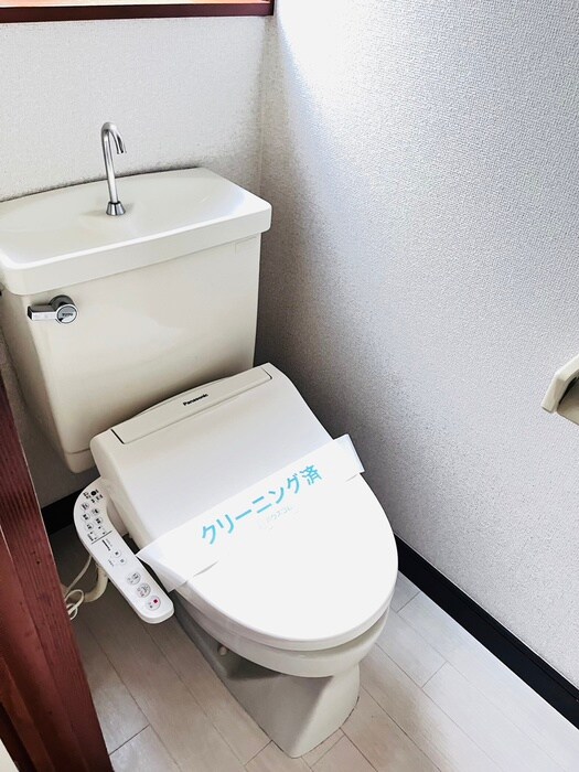 物件内観写真14　(トイレ)