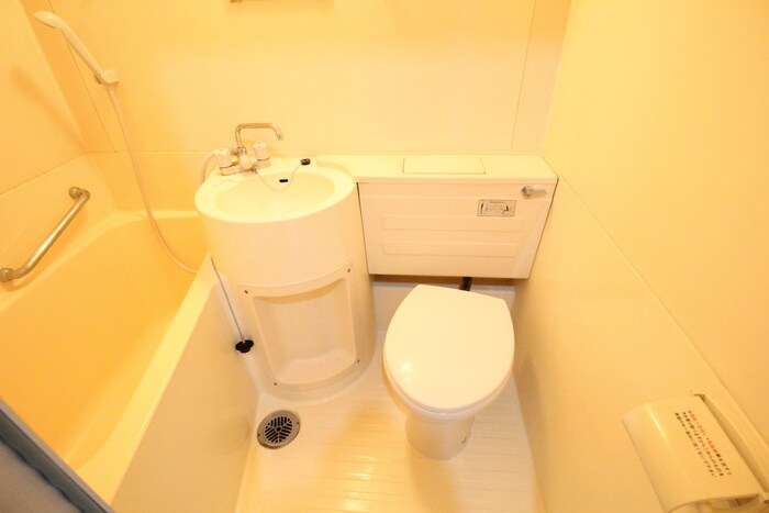 物件内観写真15　(トイレ)