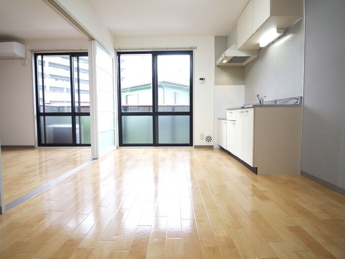 物件内観写真15　(居室)