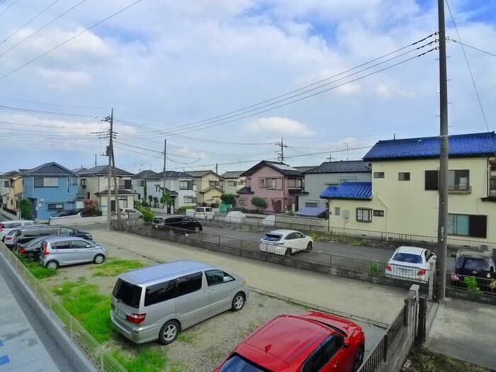 物件内観写真18　(室内からの展望)