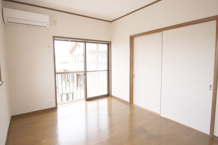 物件内観写真7　(居室)