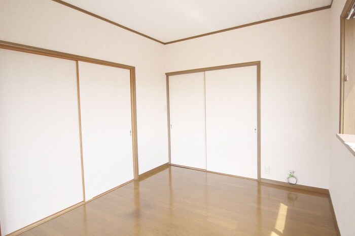 物件内観写真9　(居室)