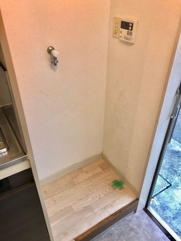 洗濯機置場